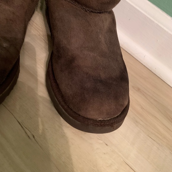 UGG Brand Classic Tall Chocolate Brown 7 - Picture 4 of 9